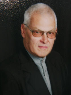 http://archives.lincolndailynews.com/2014/Jun/23/images/obits/rogers.jpg